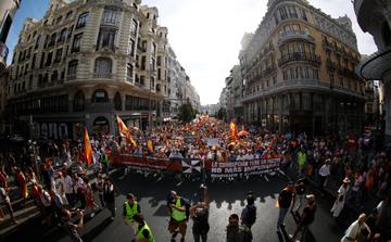 أزمة سبتة تخرج آلاف المتظاهرين في مدريد