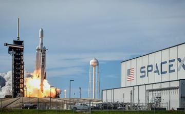 SpaceX prépare le premier vol orbital de Starship, une étape clé vers la Lune et Mars