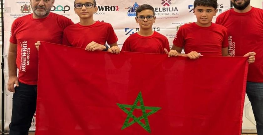 Robotique : des jeunes Marocains se hissent dans le Top 5 mondial avec un robot dédié à la calligraphie arabe