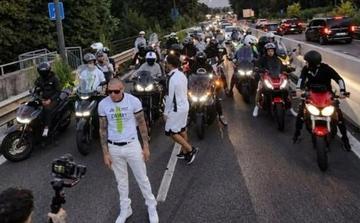 Italie : un rappeur moldave expulsé après avoir bloqué une autoroute pour un clip