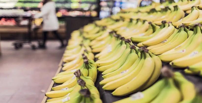 Algeria banana prices reach 2,800 dinars as consumers voice frustration