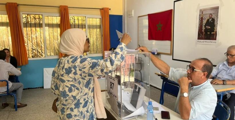 تقرير يرصد 59 حالة اشتباه في الرشوة وخروقات يوم الاقتراع