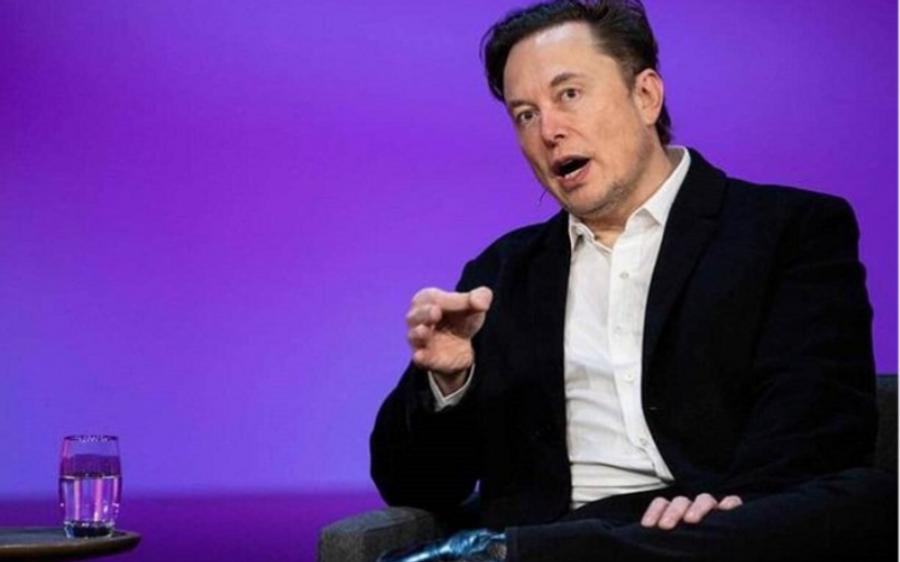 Elon Musk says SpaceX could challenge OpenAI and Anthropic in six months