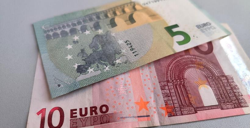 La participación del euro en las reservas de divisas globales alcanza su nivel más alto en más de una década