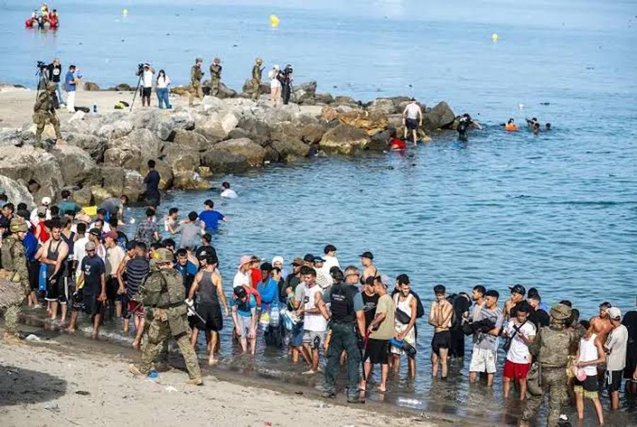 لجنة أوروبية تحقق في أزمة سبتة لتحديد المسؤوليات