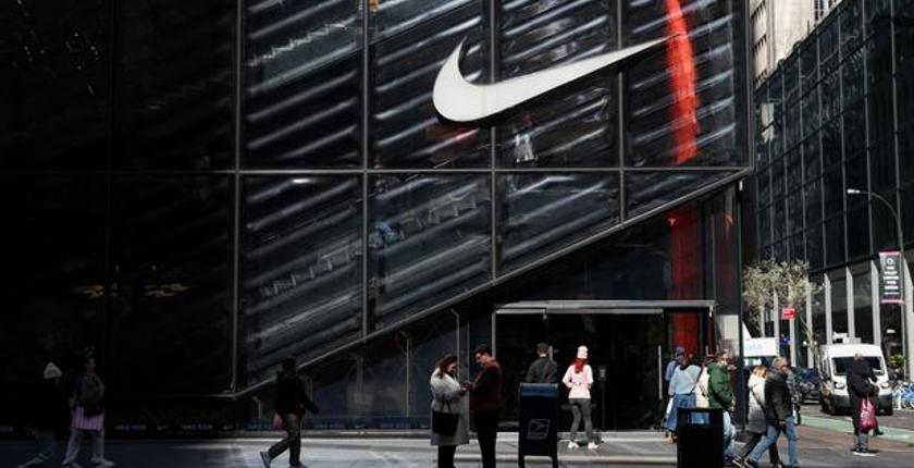 Nike sort du top 100 des plus grandes sociétés cotées à Wall Street