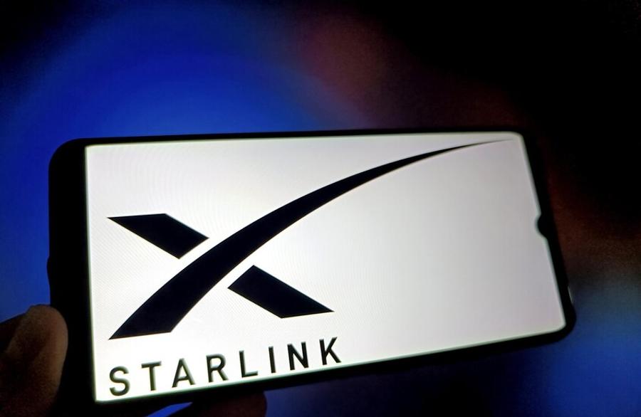 FCC grants SpaceX international authorization for Starlink Mobile services