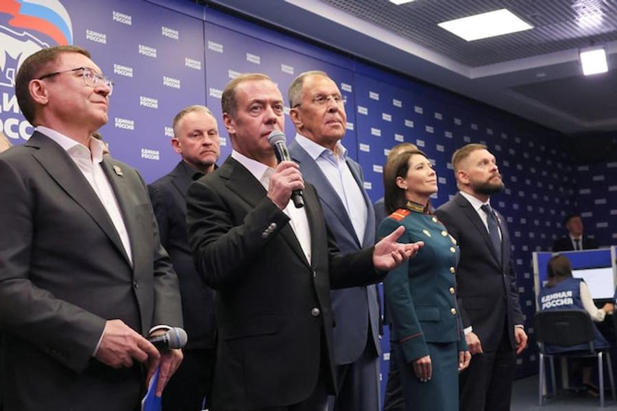 Russie : le parti de Vladimir Poutine obtient 57,83 % aux législatives