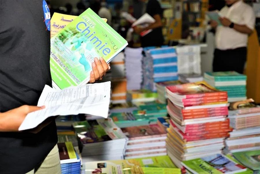 الكتبيون يطالبون بتدخل عاجل لإنهاء خصاص المقررات الدراسية