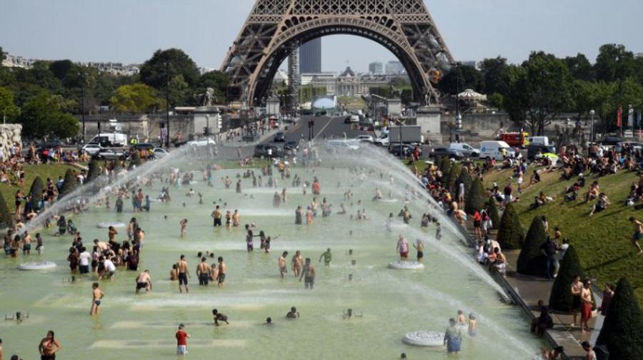 France records nearly 8,000 excess deaths during summer heatwaves