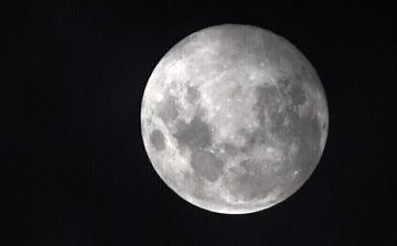 New study suggests the moon may have formed within just five hours