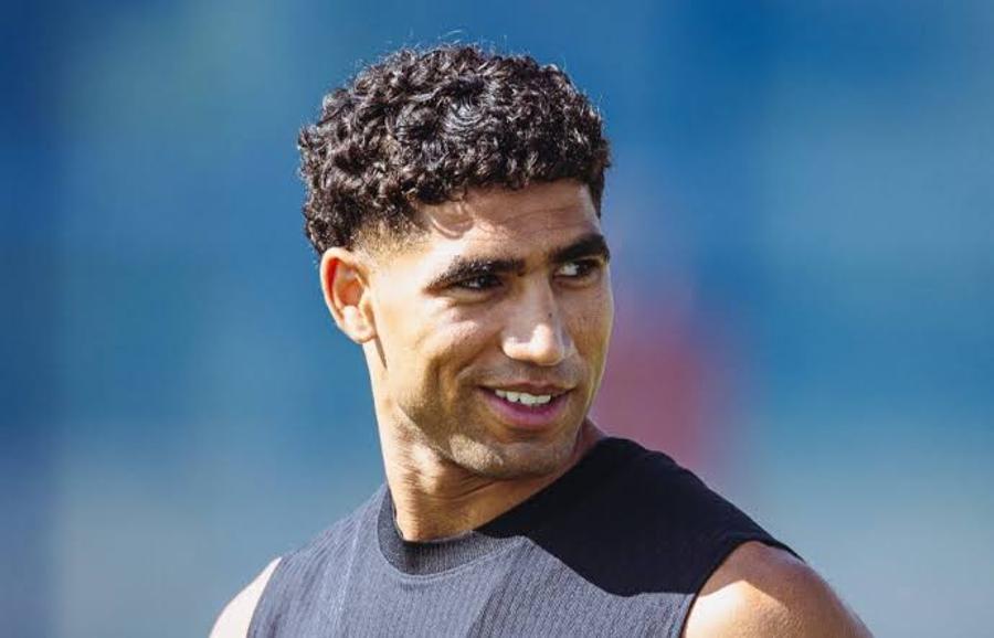 الهلال السعودي يطرق باب أشرف حكيمي بعرض قياسي