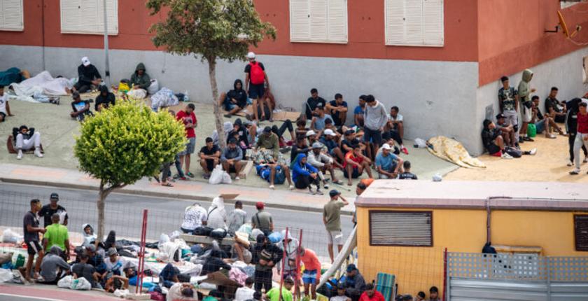 Crise migratoire à Sebta : l’enquête judiciaire met Madrid face à ses propres contradictions