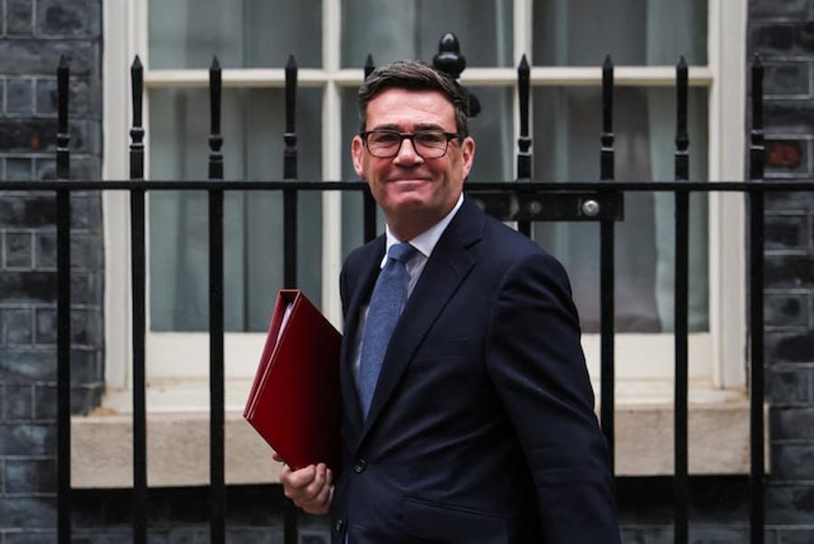 中国与英国：习近平希望与新任英国首相共同关注共同利益