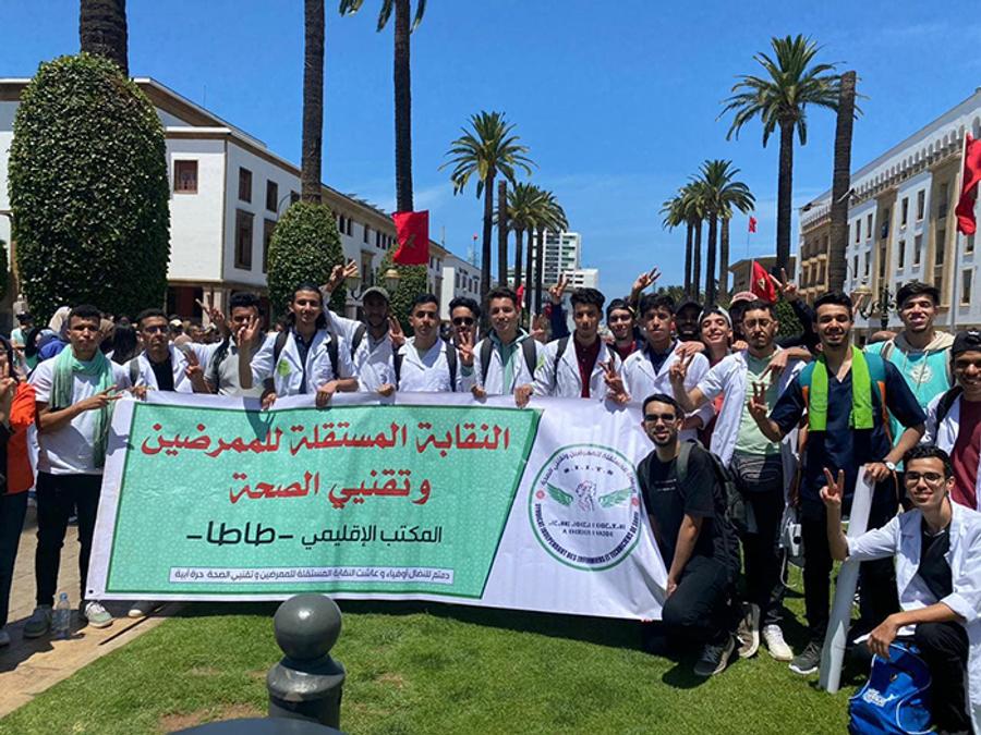 نقابة الممرضين تتوعد بتصعيد الاحتجاجات