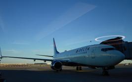 Democratic Senators Urge Delta to Remain Neutral on Flight Attendants' Unionization