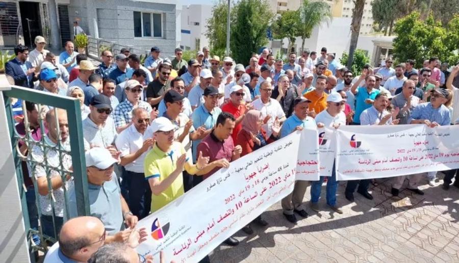 مرسوم جديد يدفع أساتذة التعليم العالي نحو التصعيد