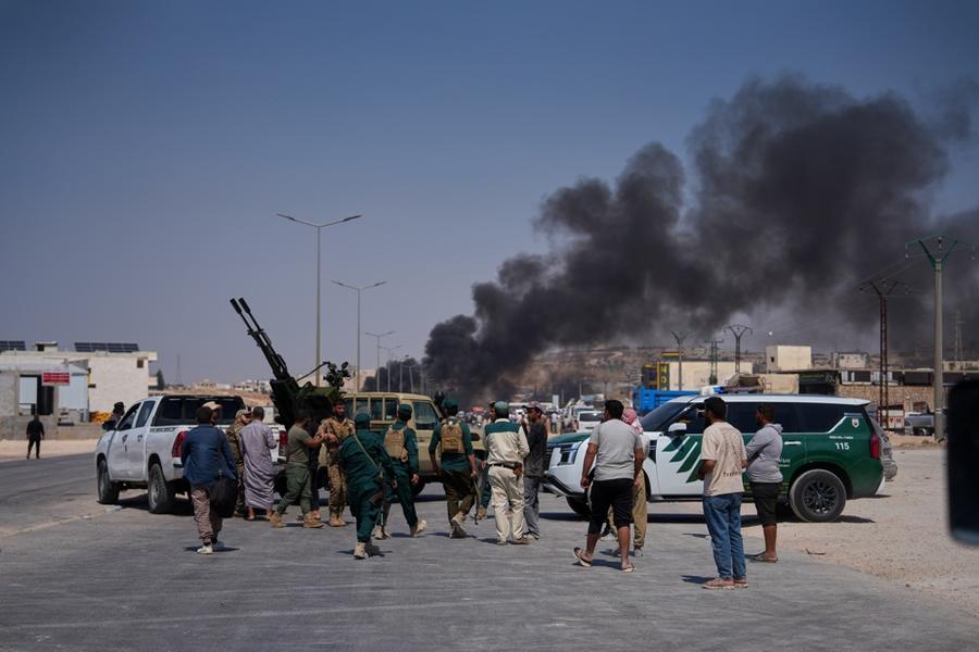 Syrien: Eine Explosion in einem Waffendepot fordert 14 Tote nahe Sarmada
