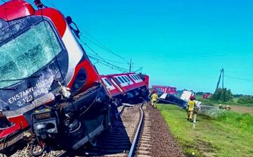 Accident ferroviaire en Pologne : vingt blessés après une collision entre un train et un camion
