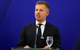 Ungarn: Peter Magyar will die Einschränkungen bei der Adoption durch gleichgeschlechtliche Paare zurücknehmen
