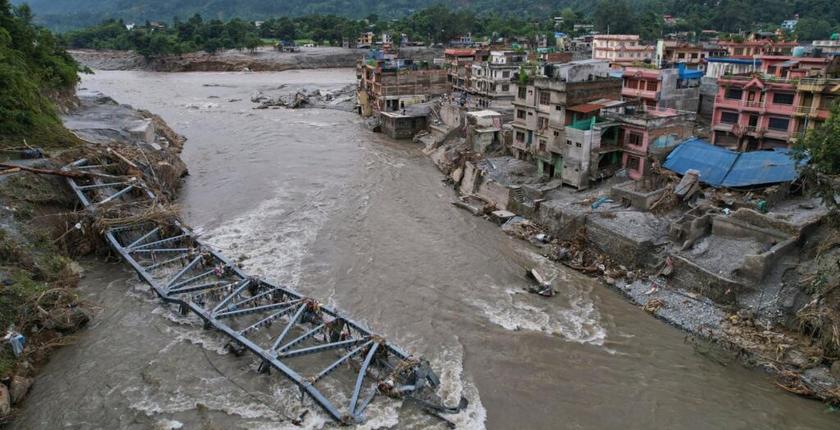 Himalayas: Over 1,000 Dead After Deadly Floods in Nepal and China