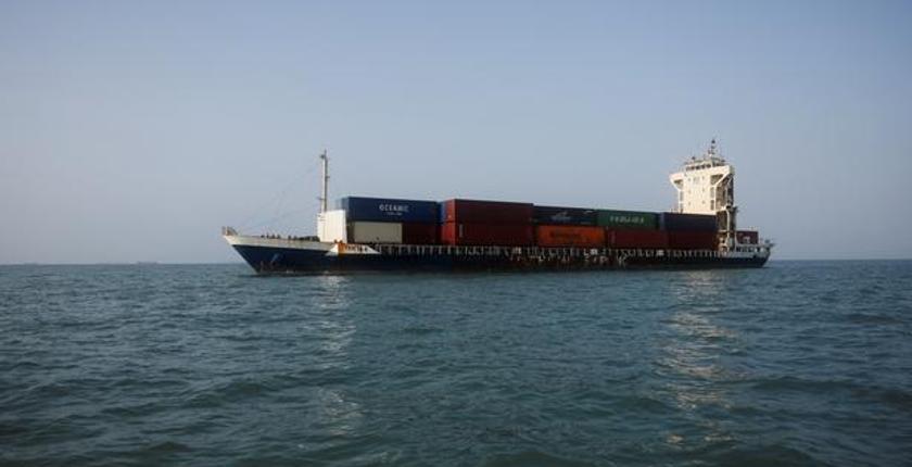 Straat van Hormuz: tanker geraakt door drie onbekende projectielen, zonder slachtoffers