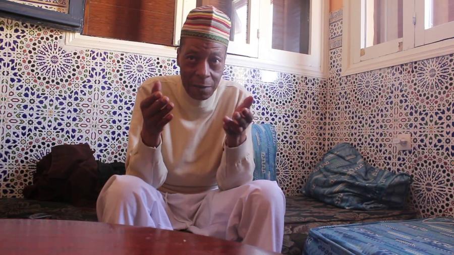 المعلم الكناوي عزيز باقبو يترجل عن قطار الحياة
