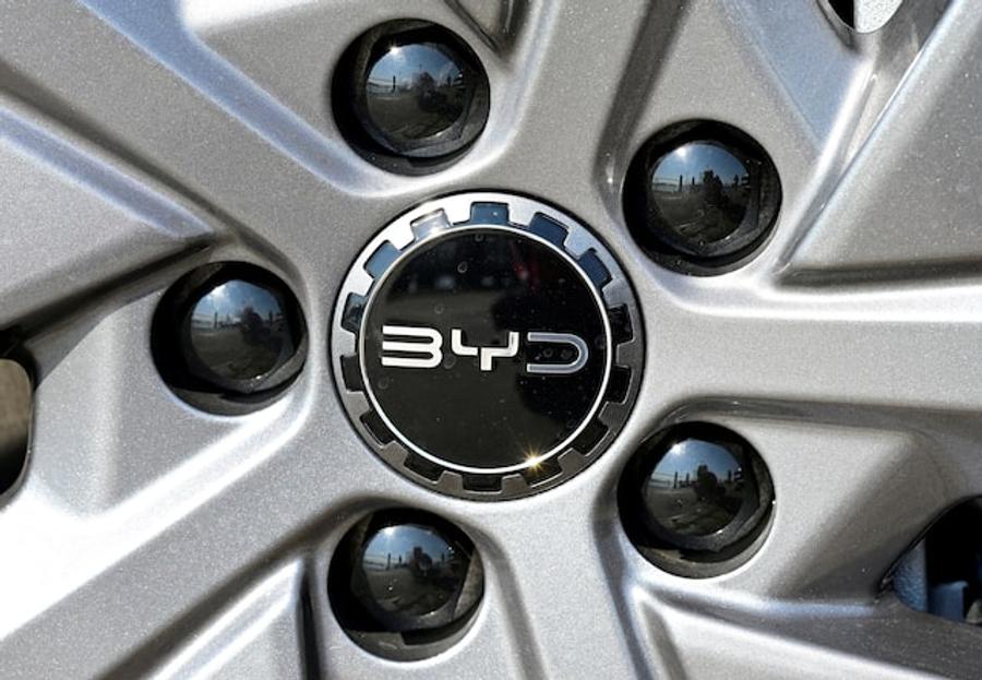 BYD Expands Internationally, Achieving Fourth Consecutive Month of Growth