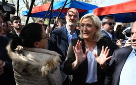 France : Marine Le Pen relance le débat sur l’interdiction du voile dans l’espace public