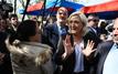 France : Marine Le Pen relance le débat sur l’interdiction du voile dans l’espace public