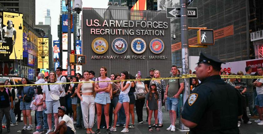 États-Unis : deux morts après une attaque au couteau à Times Square