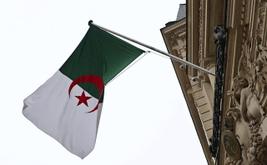 L’Algérie rompt ses relations diplomatiques avec les Émirats arabes unis