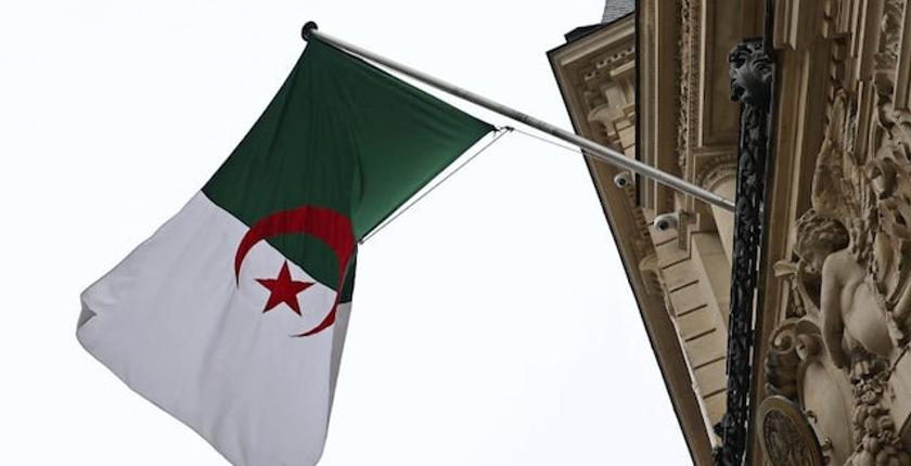 L’Algérie rompt ses relations diplomatiques avec les Émirats arabes unis