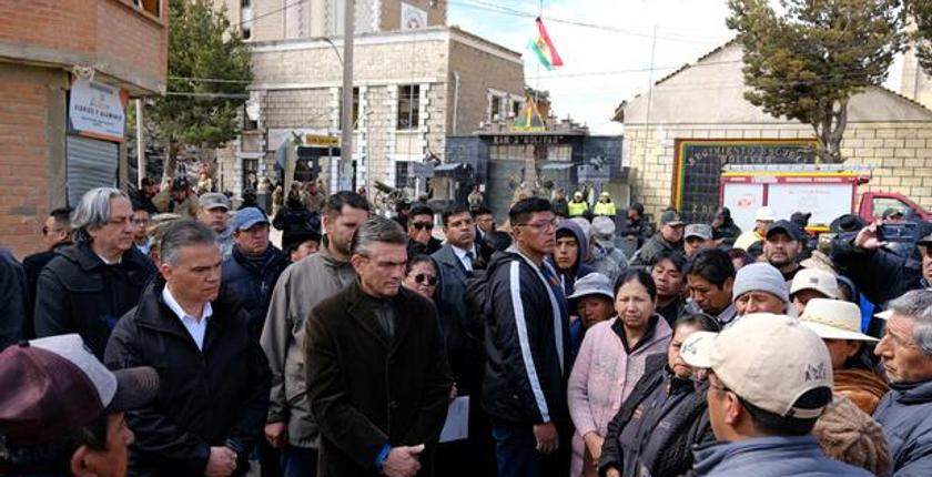 Bolivie : Rodrigo Paz demande une enquête après des explosions meurtrières dans une caserne