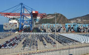 Tanger Med se eleva al 16º lugar a nivel mundial tras manejar más de 11 millones de contenedores