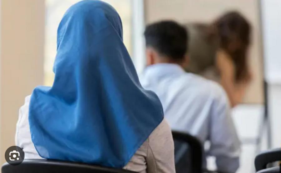 النمسا تحظر على التلميذات دون سن 14 عاما ارتداء الحجاب