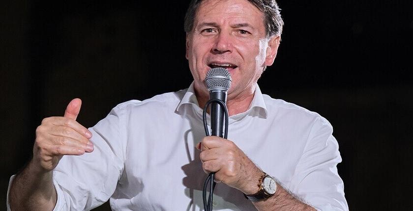 Conte advierte que las entregas de armas a Ucrania podrían aumentar el riesgo de una guerra más amplia