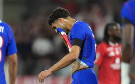 Achraf Hakimi sort sur blessure et inquiète le PSG avant le Classique