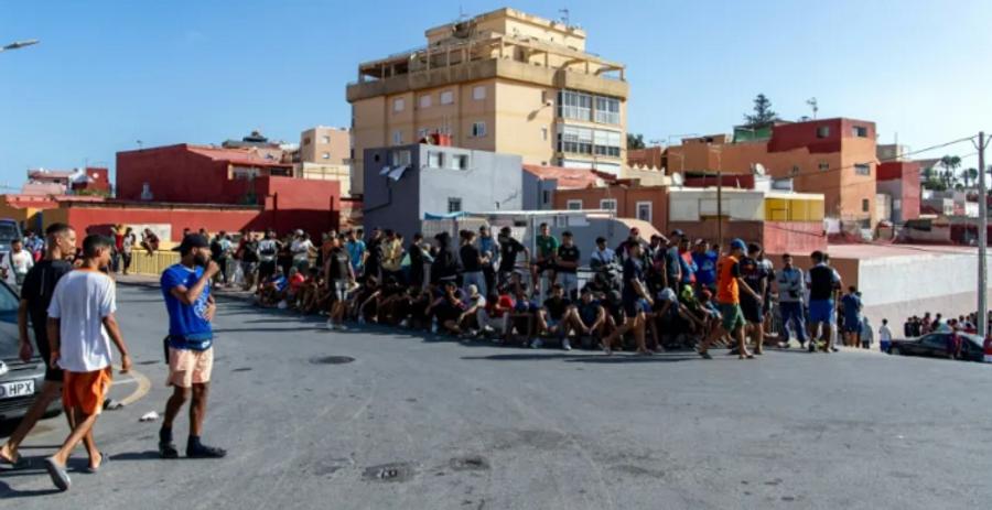 İspanya, Ceuta'dan Fas'a 5,300'den fazla göçmenin döndüğünü açıkladı