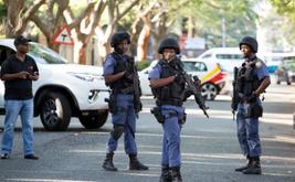 África do Sul enfrenta novo escrutínio sobre violência armada e altas taxas de homicídio