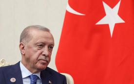 Turquia: oposição denuncia adesões a Erdogan