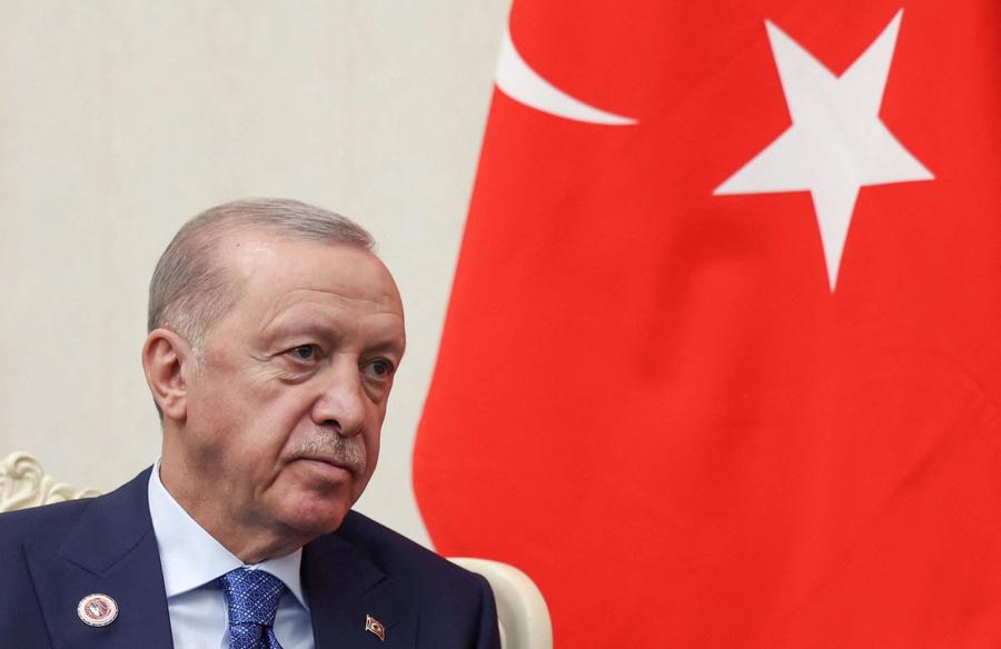 Turkije: oppositie veroordeelt overstappen naar Erdogan
