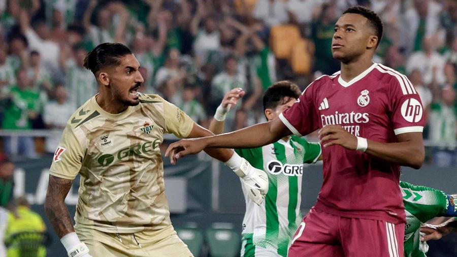 ريال بيتيس يعطل انطلاقة ريال مدريد في الدوري الإسباني