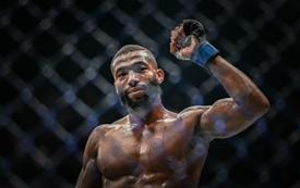 Salahdine Parnasse frappe fort pour ses débuts à l’UFC avec un KO express à Paris