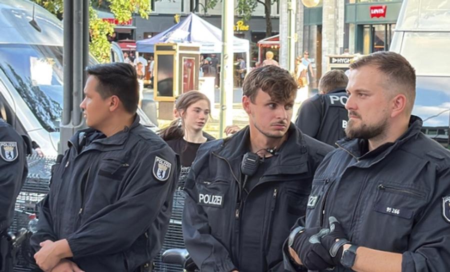 Zwei Tote, Hunderte Festnahmen bei Silvesterfeierlichkeiten in Deutschland