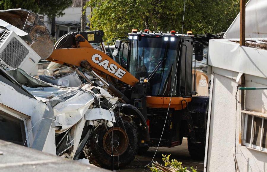 Israel demolishes UNRWA headquarters in east Jerusalem