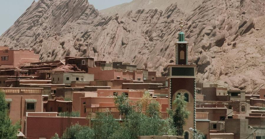 Rural mosque rehabilitation in Morocco: Ahmed Toufiq presents progress report