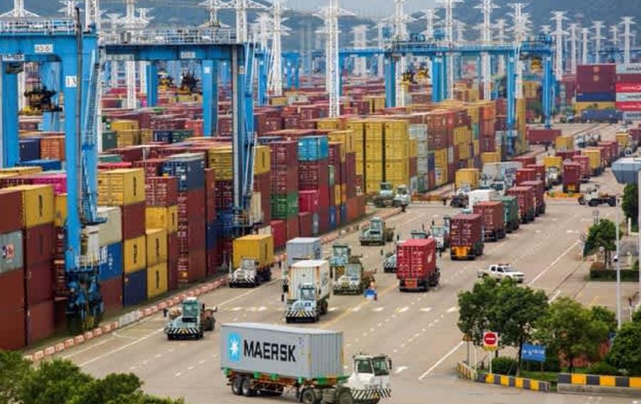 Japanese stocks drop amid China's export curbs on dual-use goods