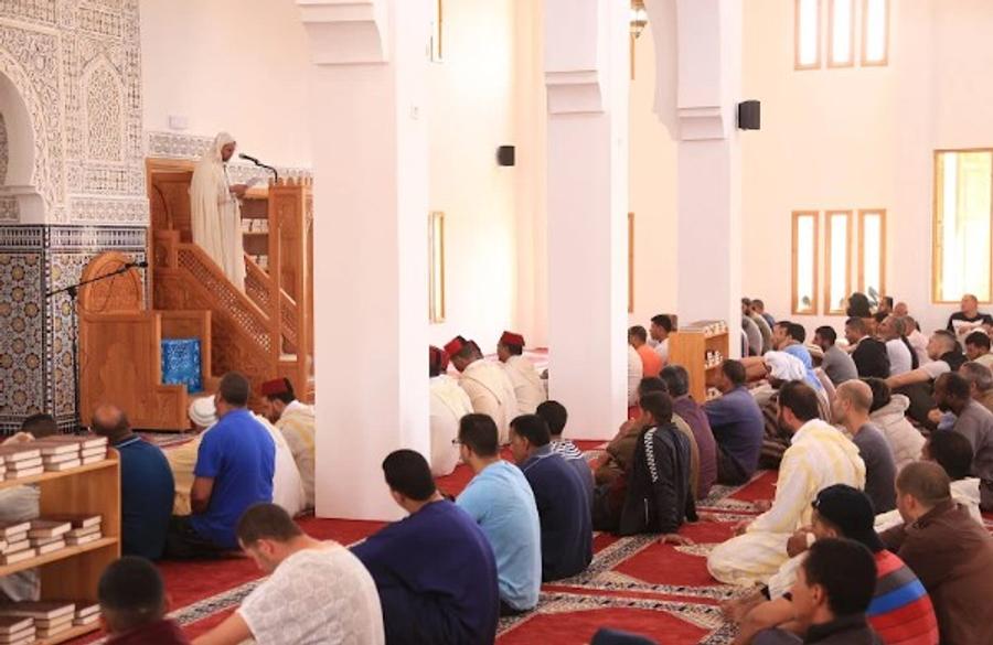 خطبة الجمعة تخلد ذكرى وثيقة الإستقلال