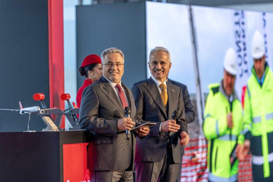 Türk Hava Yolları, 100 Milyar Türk Liralık Tarihi Yatırımını Açıkladı